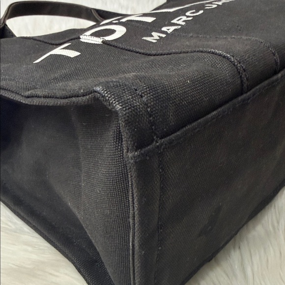 MARC JACOBS The Canvas Tote Bag - Picture 11 of 16